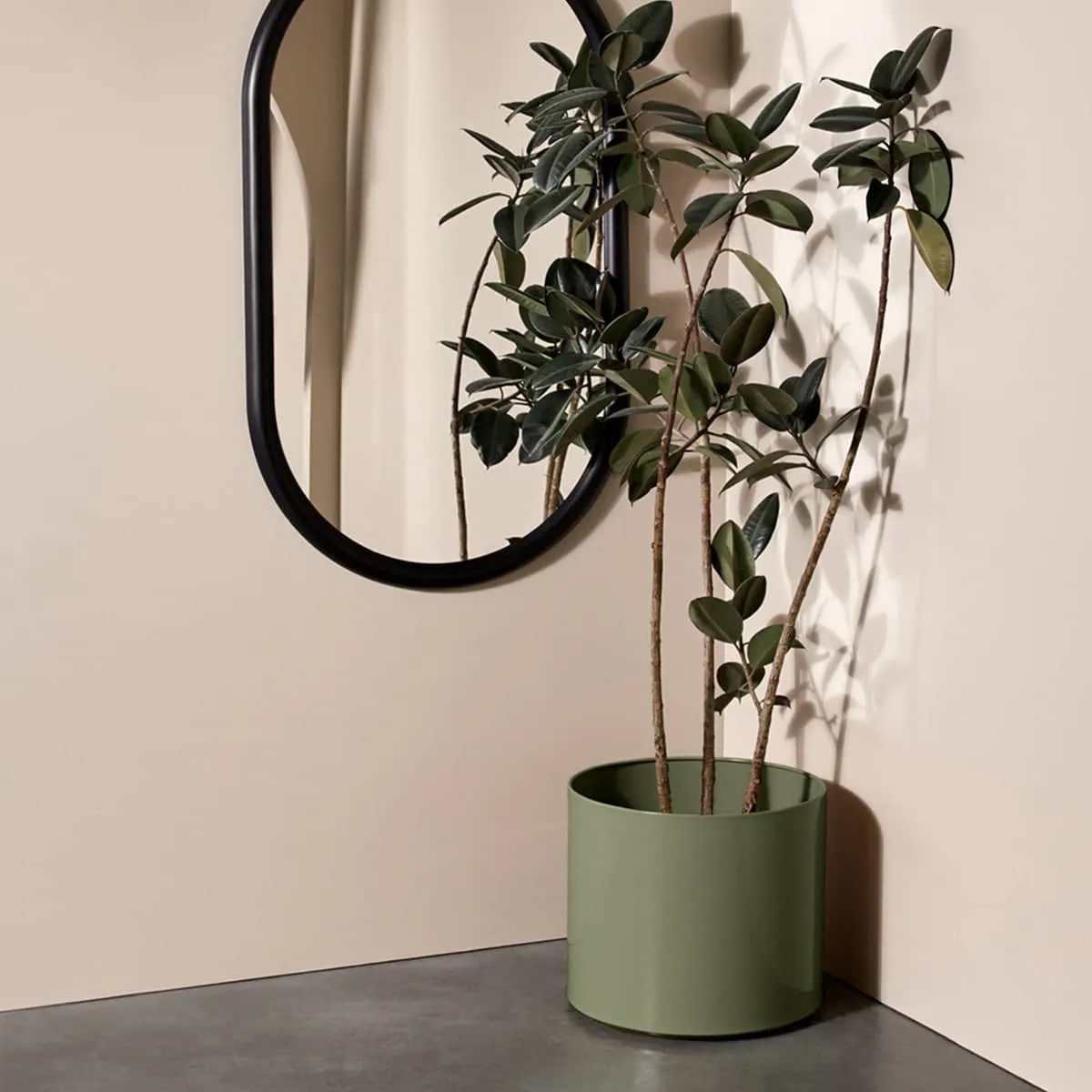 Benny Planter - Olive Small